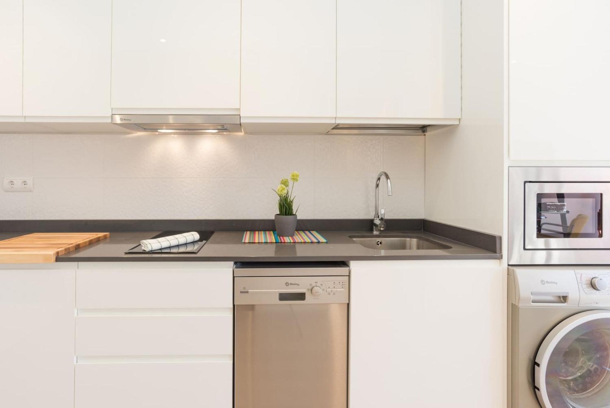 Apartament Sharingco Atarazanas Premium Malaga Zewnętrze zdjęcie