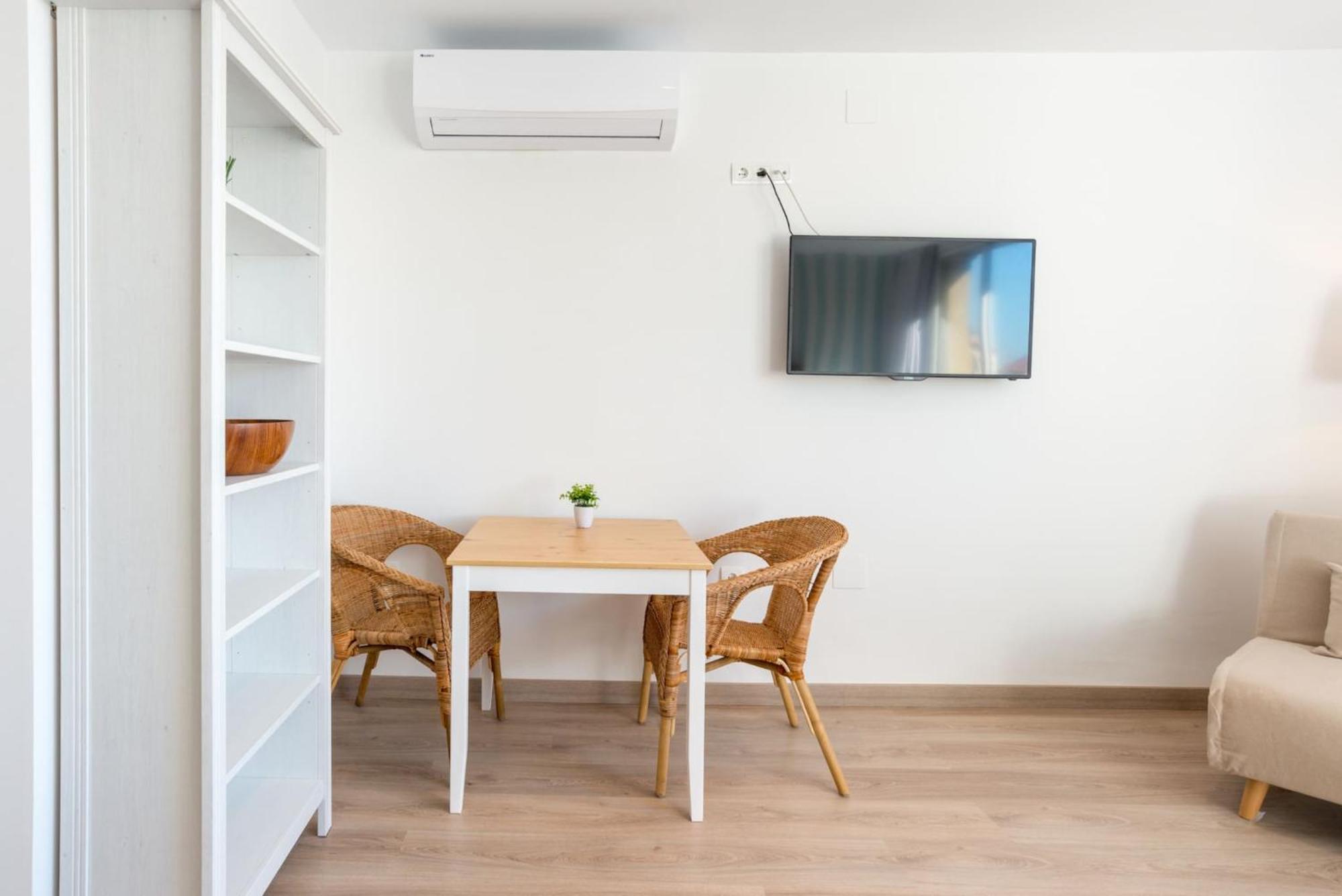 Apartament Sharingco Atarazanas Premium Malaga Zewnętrze zdjęcie