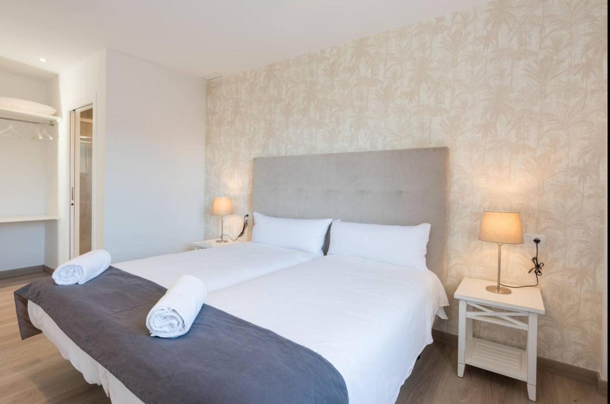 Apartament Sharingco Atarazanas Premium Malaga Zewnętrze zdjęcie