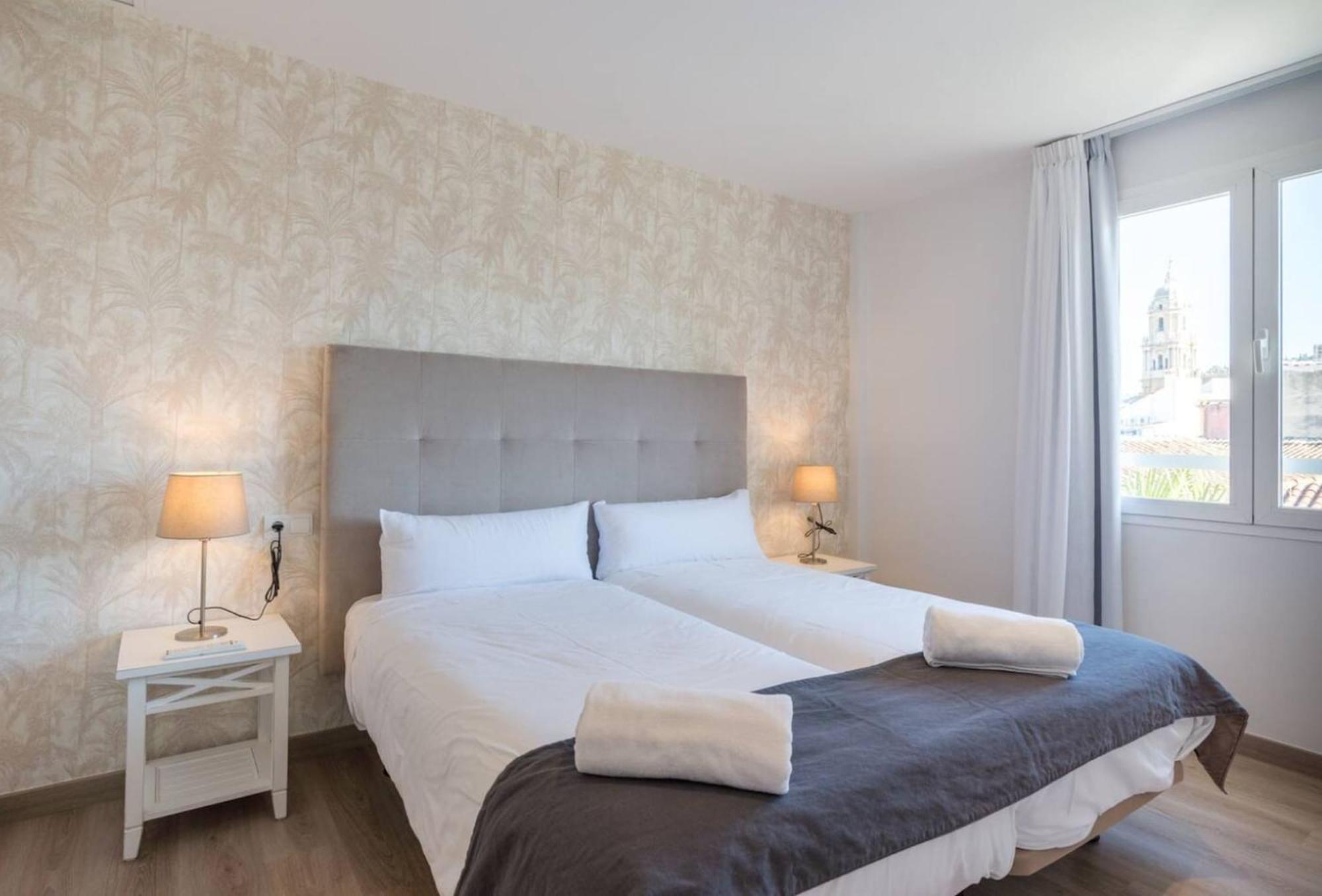 Apartament Sharingco Atarazanas Premium Malaga Zewnętrze zdjęcie