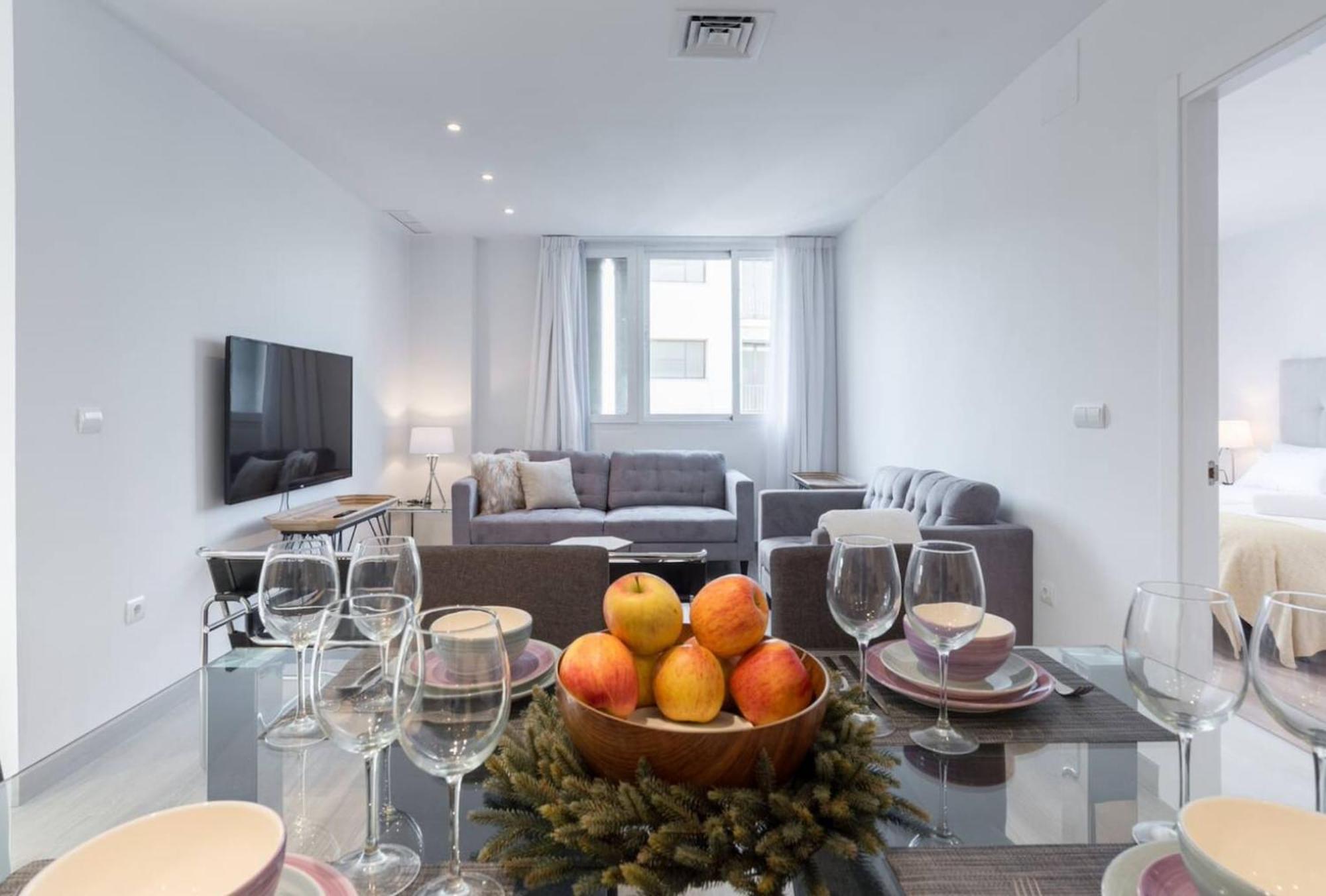 Apartament Sharingco Atarazanas Premium Malaga Zewnętrze zdjęcie
